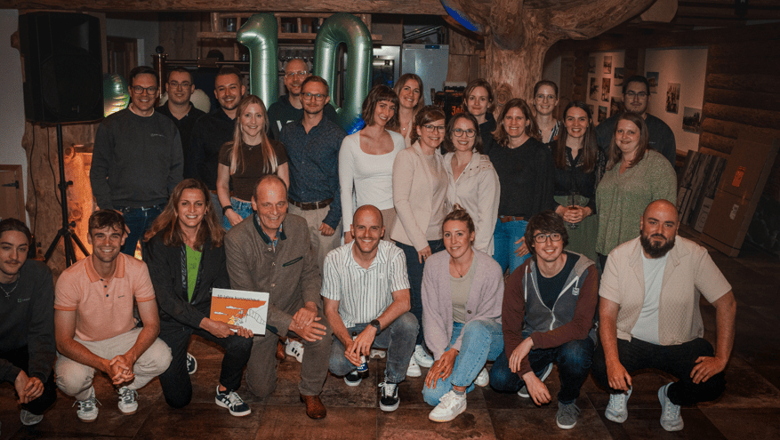 Design ohne Titel-Jul-18-2025-08-07-43-1477-AM