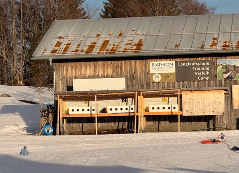 F21915B0-B0E0-4A21-8442-D4A69850462D