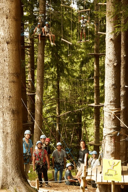 Gruppenfotot im Kletterwald
